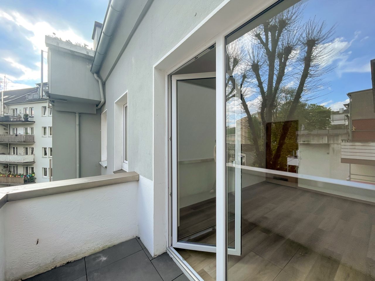 Balkon Süd-Ost Ausrichtung